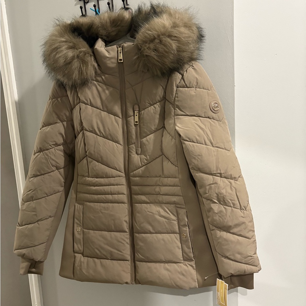 MICHAEL Michael Kors
Women's Faux-Fur-Trim Hooded Puffer Coat